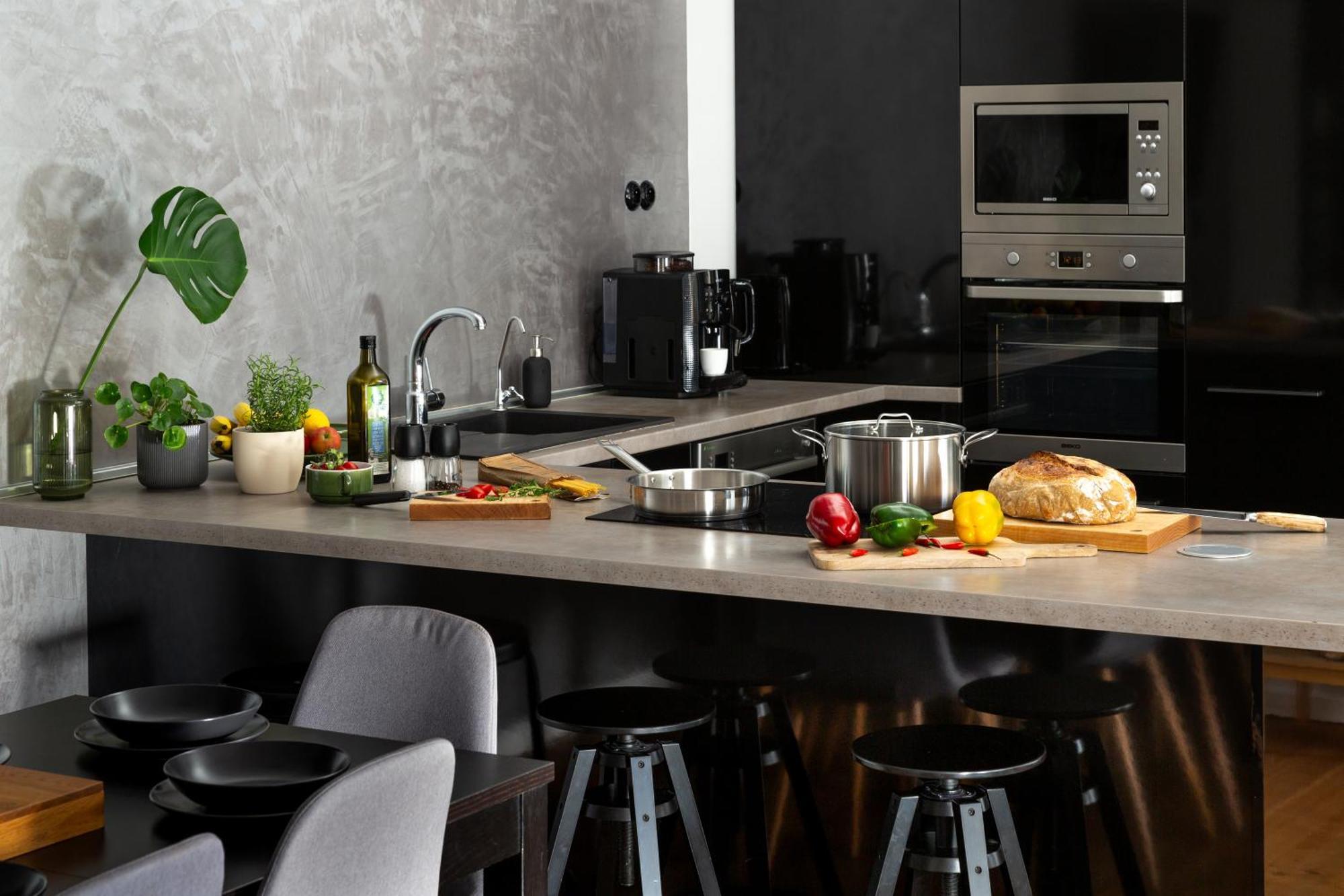 Evergreen - Old Town Spacious Stylish Apartment With Ac And One And A Half Bath, Baby & Kid- Friendly Bratislava Luaran gambar